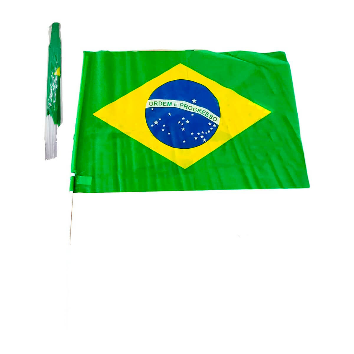 BANDEIRA BRASIL POLIESTER C/ HASTE 90X60CM AX20876-A BANDEIRA BRASIL C/ HASTE 60X90 AX20876-A, BANDEIRA, BANDEIRA DO BRASIL, BANDEIRA COM HASTE, BANDEIRA 90CM, BRASIL, COPA, PACOTE BANDEIRAS Produtos de Época